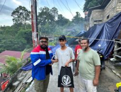 Pertamina Balikpapan Salurkan Bantuan untuk Korban Longsor di Kelurahan Prapatan