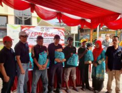 100 Paket Sembako Disalurkan, LPM Damai Baru Perkuat Kepedulian Sosial Warga